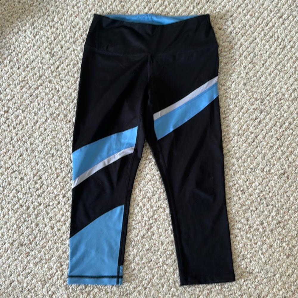 Zella cropped Leggings size Medium